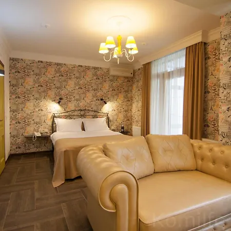 Komilfo Hotel