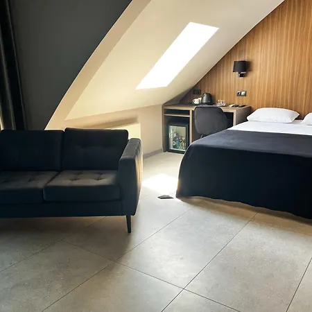 Komilfo Hotel 3*