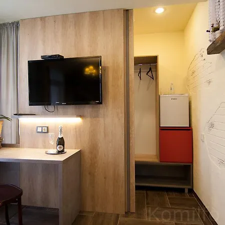 Komilfo 3* Chişinău