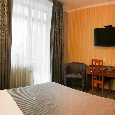 Komilfo Hotel 3*